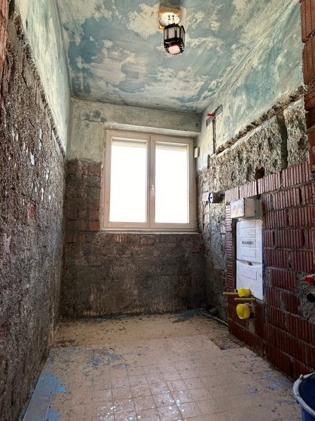 WC- Spühlkasten wurde eingemauer...