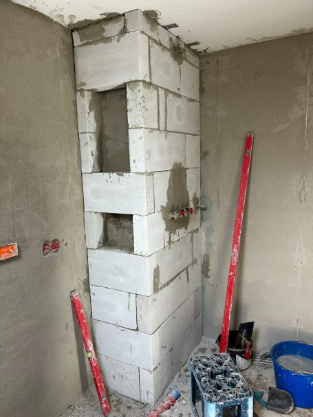 Kamin mit einem 10er Ytong Stein vorgemauert...